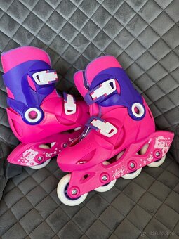 Detské kolieskové korčule + sada chráničov - 4