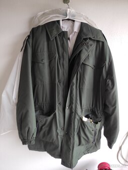 uniforma + vojenska prilba - 4