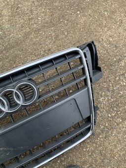 Maska 5 07-11 8T0 mrizka do nárazníku znak - 4