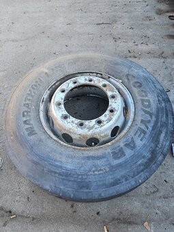 Good year 315/80 - 4