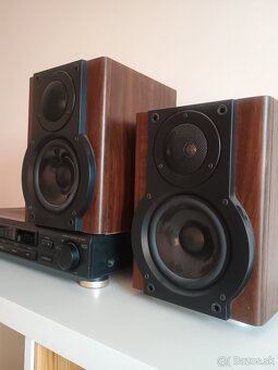 Regalové reproduktory - 4