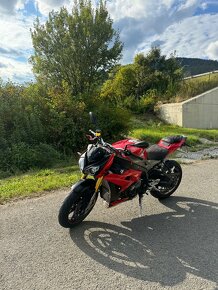 BMW S1000R - 4