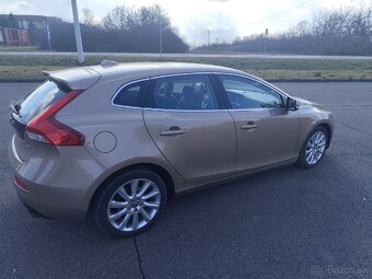 Volvo V40 T4 benzín - 4