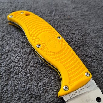 Spyderco Enuff - 4