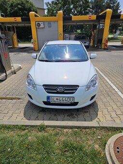 Kia pro ceed 1.6 CRDI 16v - 4