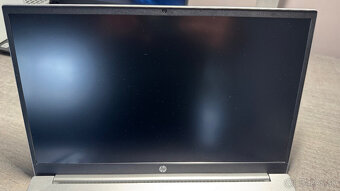 HP Pavilion 15 - 4