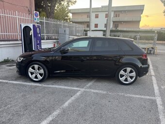 Audi A3 1.8 TFSI Ambition - Benzín - Automatická - 179 hp - 4