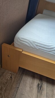drevena postel - 4