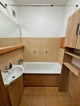 Prenájom 1-izbového bytu - 4