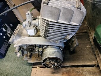 Jawa 350 typ 638 - motor - 4