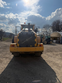 Kol. Nakladač VOLVO L180H (2016) - 4