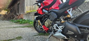 Ducati streetfighter V4S - 4