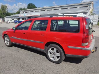 Volvo V70 - 4