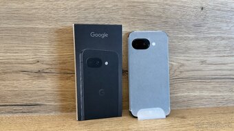 Google Pixel 9a 128GB Čierny - 4
