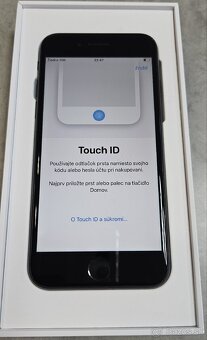 Apple Iphone SE 2020 64GB Black - 4