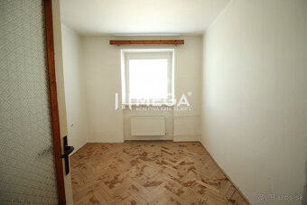 Na predaj veľký 3 izbový byt 8 min od mesta Humenné - 4