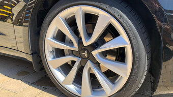 Tesla Model 3 Long Range 340kW 95tis km, ťažné, 8x ALU - 4