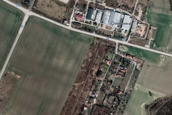 Čunovo - stavebný POZEMOK, 1 000 m2, žiadaná LOKALITA - 4