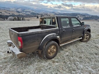 nissan navara np300 - 4