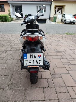 KYMCO Super 8 125 - 4