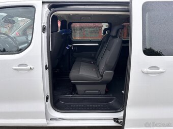 8 miestne auto na prenájom - 4