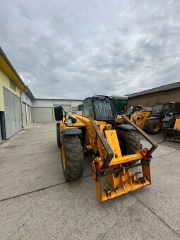 Teleskopický nakladač JCB 531-70 - 4