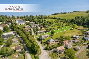 STAVEBNÝ POZEMOK,  OBEC CHMEĽOV,  2200 M2, VŠETKY IS - 4
