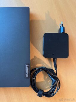 Lenovo V15-ADA 15" - 4