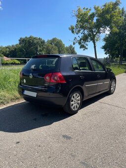Volkswagen Golf 5 1.9 TDI 77KW - 4