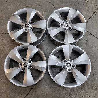 Hliníkové Škoda disky 5x112 R17 6,5J ET38 - 4