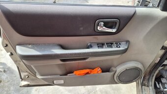 Nissan X-Trail 2,2DCi 100kw - 4