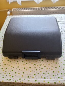 Kufríkový písací stroj - 4