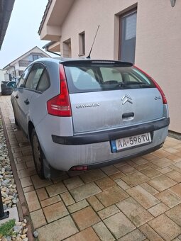Citroen C4 1.4i - 4