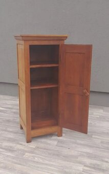 Skrinka s dvierkami. - 4