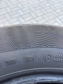 235/65 R17 V - Continental ContipremiumContact 5 - 4