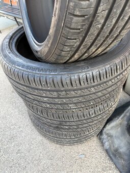 225/40 R18 Barum - 4