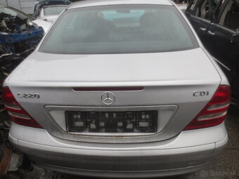 Mercedes c cecko 1.8 benzin - 220 DCI DIELY - 4