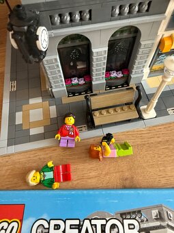 LEGO Creator Expert 10251 Brick Bank - Z VÝSTAVKY + SVĚTLA - 4