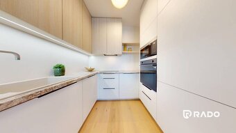 RentHub I prenájom 2i byt I exluzívny výhľad na hrad aj most - 4