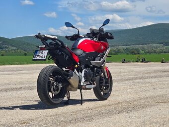 BMW F900XR - 4