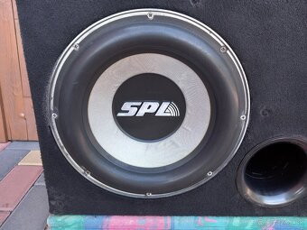Subwoofer SPL 2000W + zosilňovač Jbl GTO4060 - 4