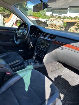 Škoda Superb Combi 2.0 TDI DSG - 4