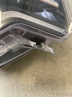 Kia niro prave predné svetlo - 4