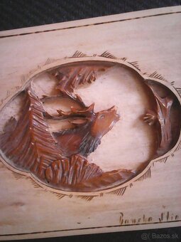 doza drevena zdobena- jelen - 4