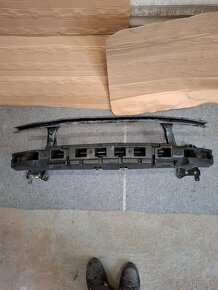 VOLKSWAGEN PASSAT B6   výstuha nárazníka blatnik - 4