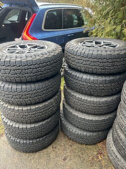 Jeep Wrangler 255/75 r17 A/T sada - 4