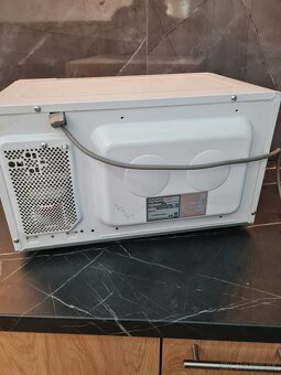 Mikrovlnka Daewoo - 4