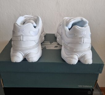New Balance - 4