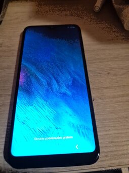 Samsung A20e - 4