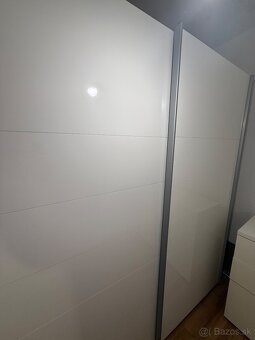 Satnikova skrina - 4